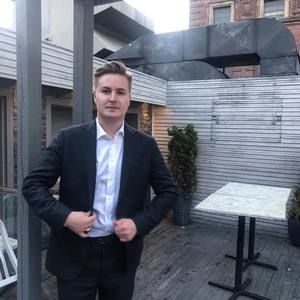 Meet your Posher, Eric